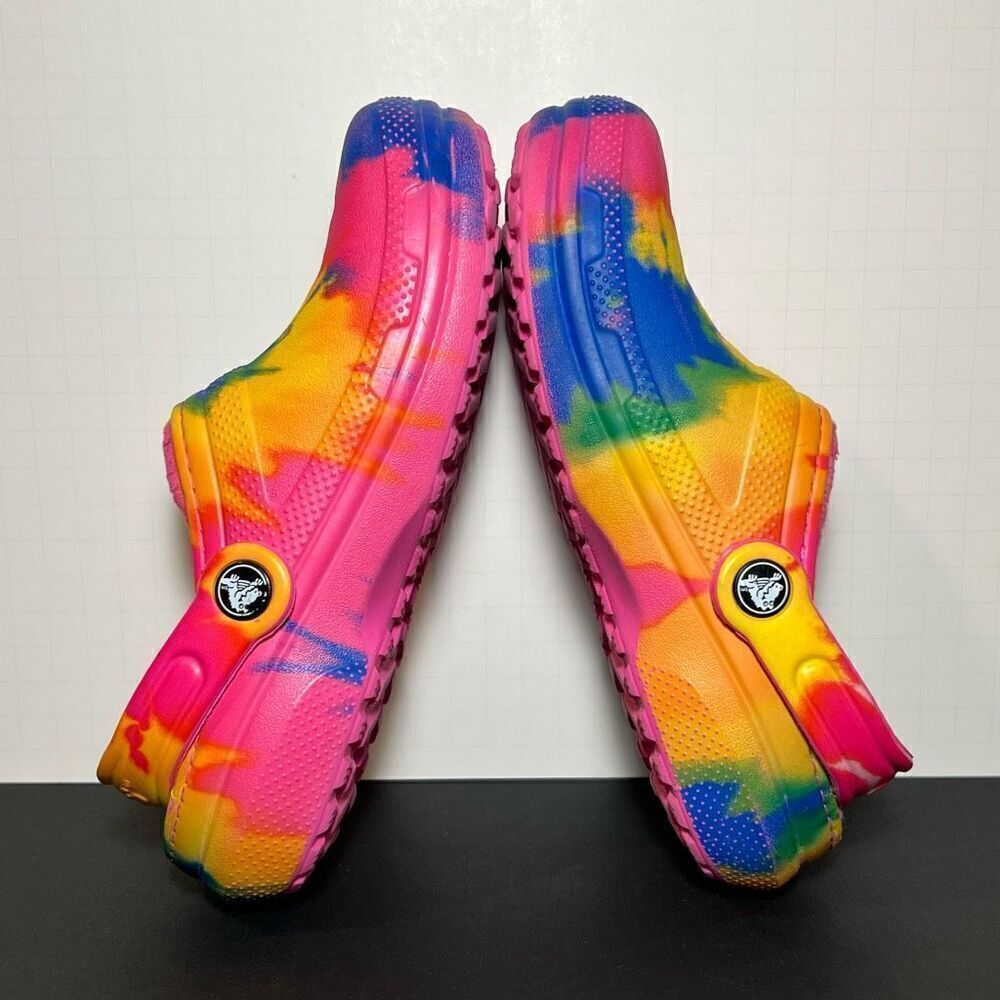 Kids CROCS Classic Tie Dye Faux Fur Lined Clogs / Size 2 - Picture 6 of 8